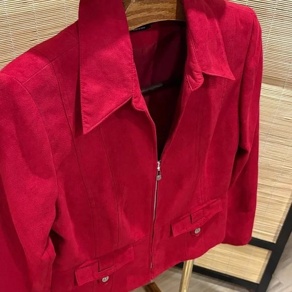 Women's Red Jacket - Picture 2 of 4